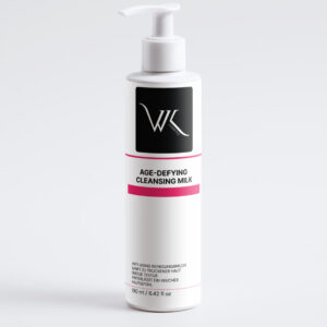 AGE-DEFYING CLEANSING MILK